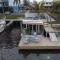 Brand New House Boat Stunning Views and Resort Amenities - Merritt Island
