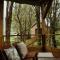 Kanopea Forest Lodge