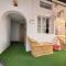Manavi Hostel Near by Mathura Railway Station