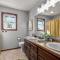 Your Resort On Gala Family Fun with Spa and Pool - Appleton
