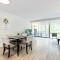 2BR Executive Apartment with Spacious Layout - 阿林顿