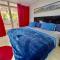 Apartamento Único en Caracas 3 habitaciones, 3 baños, terrazas, hamaca, estacionamiento, smartv, wifi y una decoración brutal estilo Art Déco - Moderno