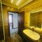 Gleem Bay Ultra Lux Sea View Apartment