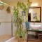 Cozy Emeryville Studio, Near Beaches and Parks!
