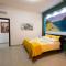 PalerMonAmour Art Gallery Suite