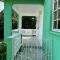 Ottie-Newly Renovated, 5 min from beach - Saint James