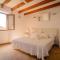 Embat - Hostel - 蒙图伊里