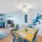 Plantation Palms 6709 - The Blue Lizard