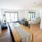 Spacious & Modern 4 Bedrooms