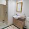 McMahon Suite - Central CBD