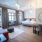 Maxim Suites by Elias Holl