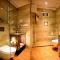 Hotel Cresent - Near Assi Ghat