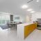 Maison Privee - Seaside JBR Living w/ Open Sea & Bluewaters Views - 迪拜