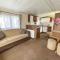 Lovely 8 Berth Caravan With Decking At Sunnydale Park, Lincolnshire Ref 35091br - Louth