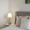 Walk to beach 2BR Apt Pool Gym Free Carpark - 黄金海岸