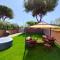 - SeaFront Deluxe Home- [Private Jacuzzi & Garden]