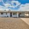 Modern Phoenix Home with Pool - 13 Mi to Downtown! - 凤凰城