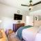 Enchanting Clovis Haven with Hot Tub and Private Pool! - Clovis