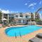 Scarborough Beach Front Resort - Shell Thirteen
