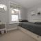 6 Sydney Road