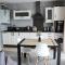 Cosy Appart - Clim - Balcon - Parking - Spacieux T2 - Proche Eurexpo Stade