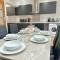 Modern 3 Bed Entire House with WIFI, Parking and Garden Space in Enfield - Enfield Lock