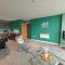2br Stunning City Centre Apt