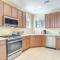 2 Mi to Rehoboth Beach Updated Condo with Pools - Рехобот-Біч