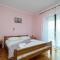 Apartments and rooms with parking space Zubovici, Pag - 16063