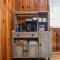 Charming renovated 4B Ranch - 马布勒顿