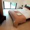 Modern 3 bedroom villa, pool and close to golf course