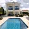 Modern 3 bedroom villa, pool and close to golf course