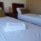 Modern 3 bedroom villa, pool and close to golf course