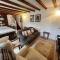 Cosy cottage in peaceful location