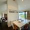 Cosy barn with views in Wick Vale of Glamorgan - Wick