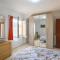 3 Bedroom Amazing Apartment In Imperia