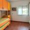 2 Bedroom Awesome Home In Gioia Del Colle