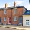 2-BR Cosy Retreat, with Garden, central Winchester by Blue Puffin Stays - Winchester