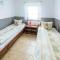 Nice Apartment In Tumiany With Wifi - Tumiany