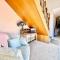French Boutique Loft Apartment @Chapmans+breakfast