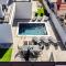 5 Bedroom Beautiful Home In Zaton