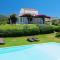 Villa Enga with Private Pool - 1 Km from the Beach