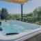 Casa Iris - Home In the heart of Tuscany & jacuzzi