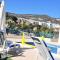 "FUN IN THE SUN" Villa
