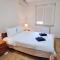 Golden Delight Central Apartment
