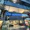De UPTOWN Hotel @ SS2