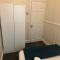 Entire 4br with cot, free street parking and garage - Sunderland