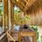 The Bamboo Houses - Tropical Garden & Empty Beach - 卢纳将军城