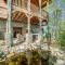 Hot Tub and Fire Pit Secluded Gem in Franklin - 富兰克林