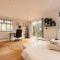 Pass the Keys Acorn Lodge · Luxury Retreat In a Stunning Oasis With Hot Tub - 马基特德雷顿